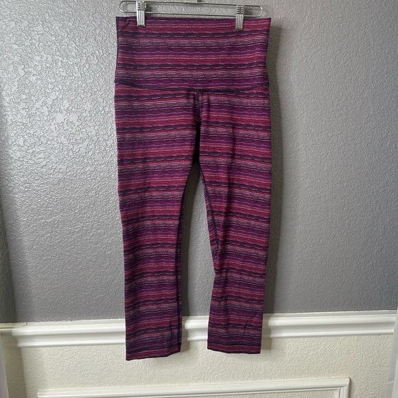 Lululemon Pants - Lululemon Wunder Under Pant III Space Dye Twist Regal Plum crop size 8